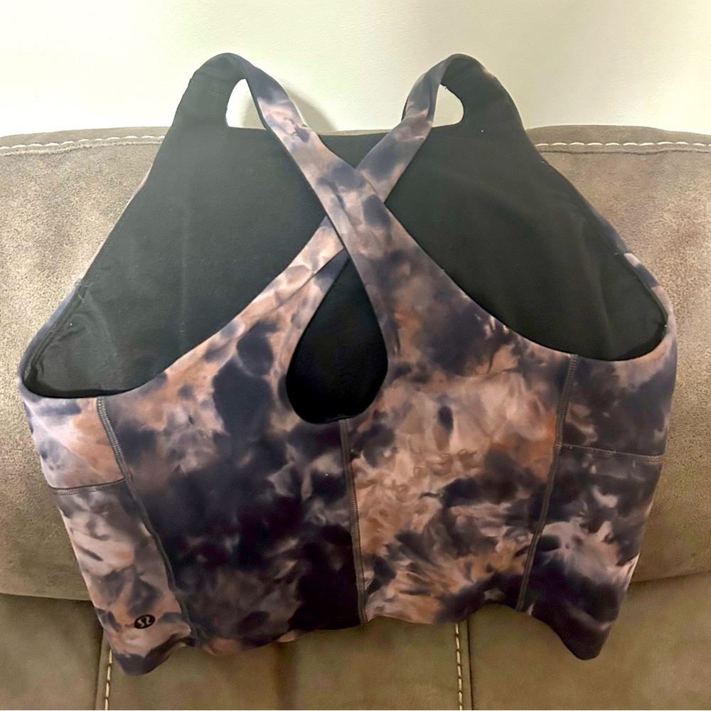 Lululemon key to balance tank